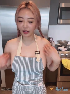 4887993