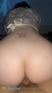 1973605