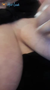 10686973