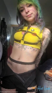 6660218