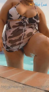 2166136
