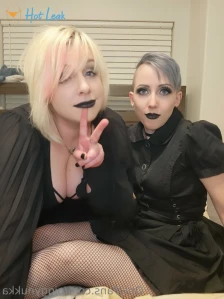 9338048