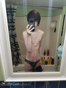 3607632