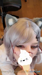 2556017