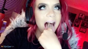 10677289
