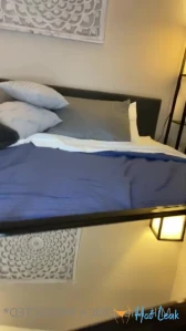 2559198