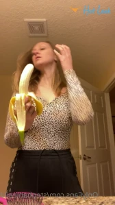 2106816