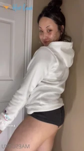 4827119