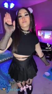 4827127