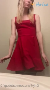 2563037