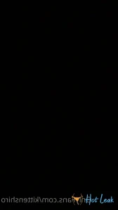 2563176