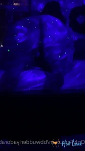 2808223
