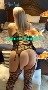 2818930