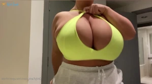 2183563