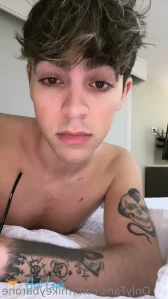 9484786