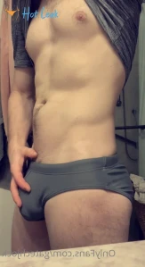 4838905