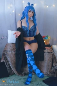 2138374