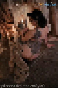 9593973