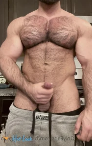 4888758