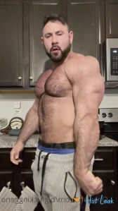 4888762