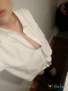 3733938