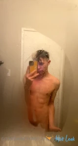 2876827
