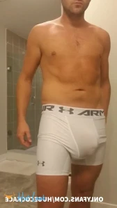 2883232