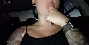 9050930