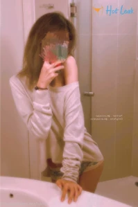 4569728