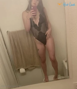 9048884