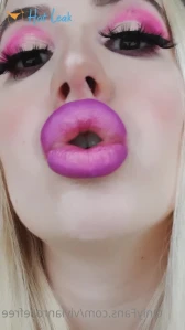 4848736
