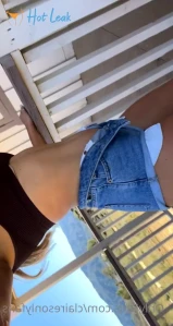 2238959