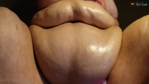 2242581