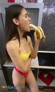 2242684