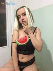 5899099