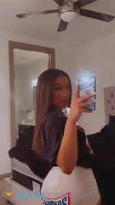 10653172
