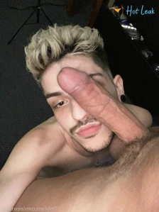 3854301