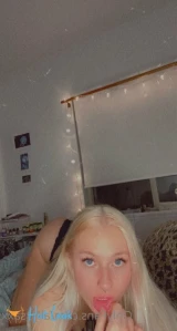 4112572