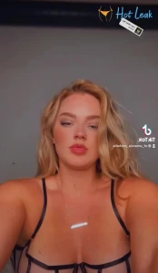 4855583