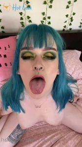 10649354