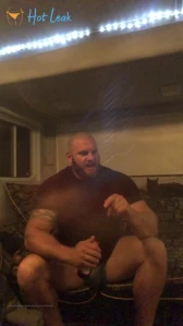 3081852