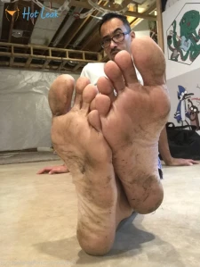3747564