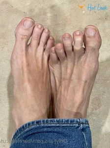 3747882