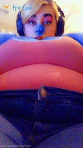 6136993