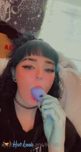3123851