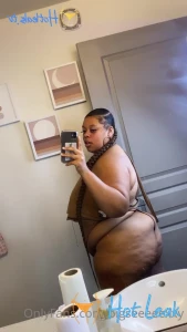 11609692