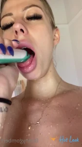 3152182