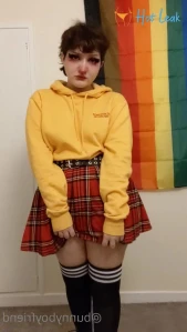 4866567
