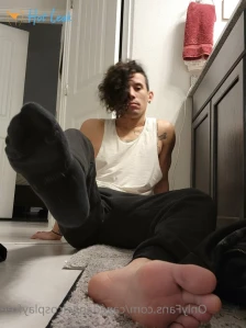 3587111