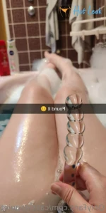6425937